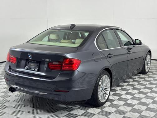 2012 BMW 328 i