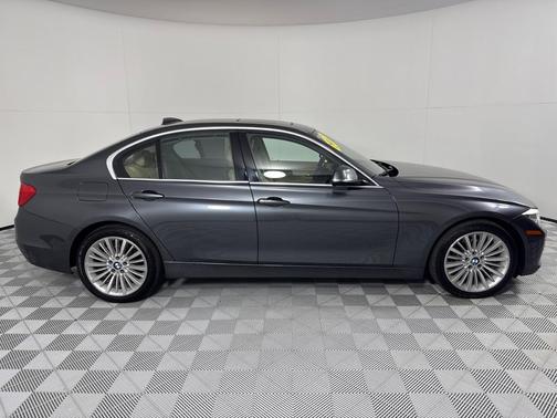 2012 BMW 328 i