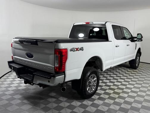 White 2017 Ford F-250 Super Duty
