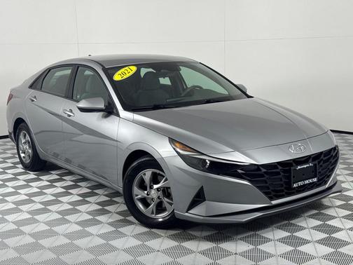 2021 Hyundai ELANTRA SE