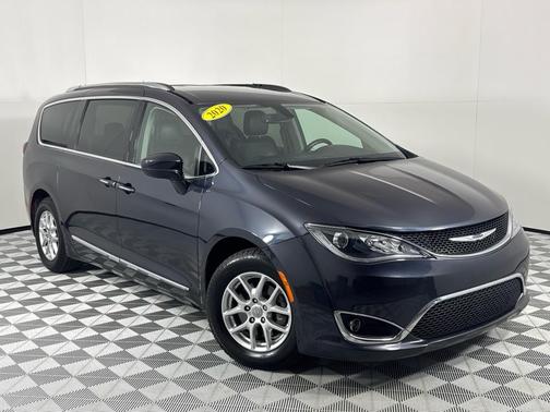 2020 Chrysler Pacifica Touring-L