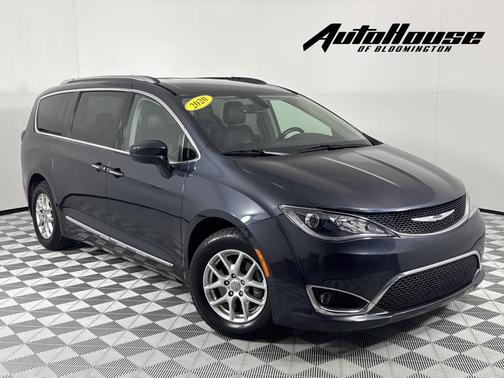 2020 Chrysler Pacifica Touring-L
