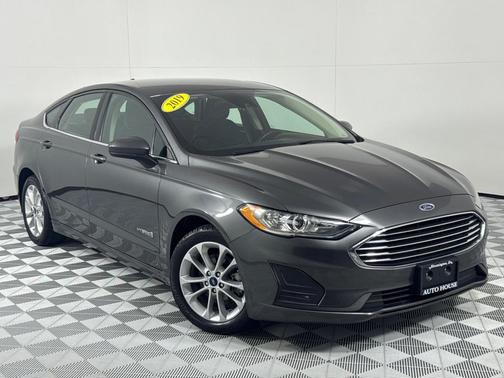 2019 Ford Fusion Hybrid SE
