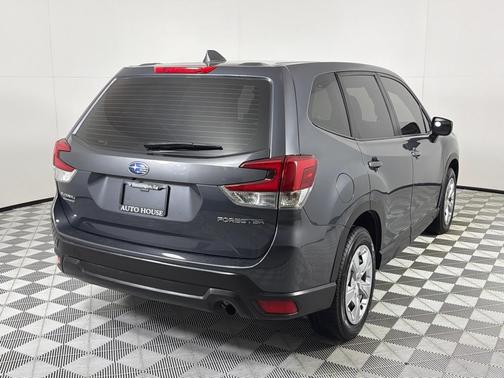 Magnetite Gray Metallic 2022 Subaru Forester