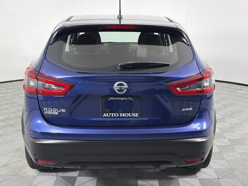 Blue 2021 Nissan Rogue Sport S