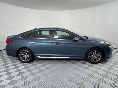 2015 Hyundai SONATA Sport 2.0T