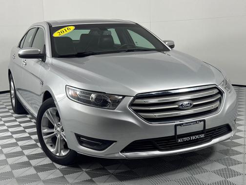 2016 Ford Taurus SEL