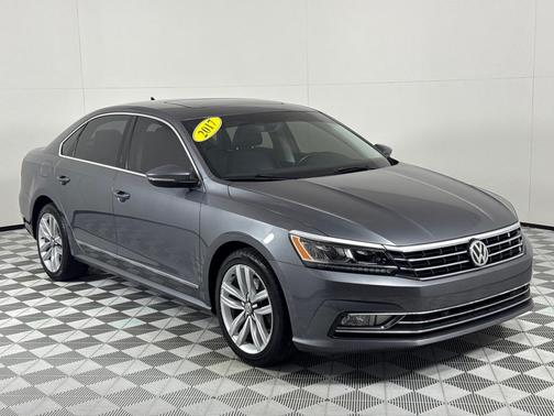 2017 Volkswagen Passat 1.8T SE w/Technology