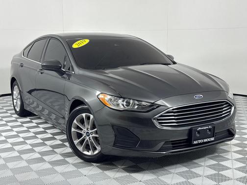 2019 Ford Fusion SE