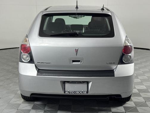 2009 Pontiac Vibe Base