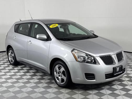 2009 Pontiac Vibe Base
