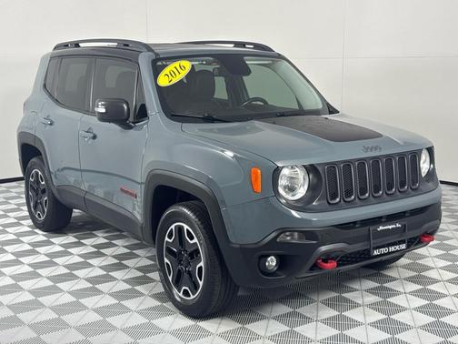 2016 Jeep Renegade Trailhawk