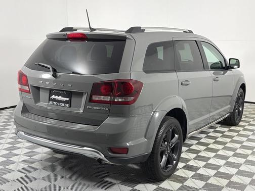 2020 Dodge Journey Crossroad