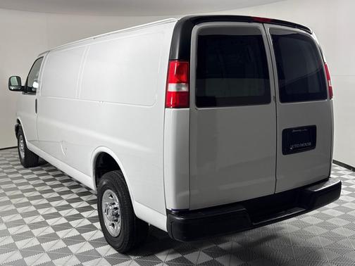 2020 Chevrolet Express 2500 Work Van