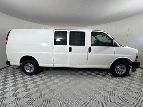 2020 Chevrolet Express 2500 Work Van