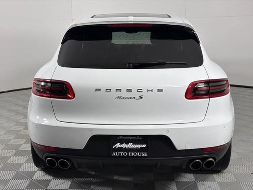2016 Porsche Macan S