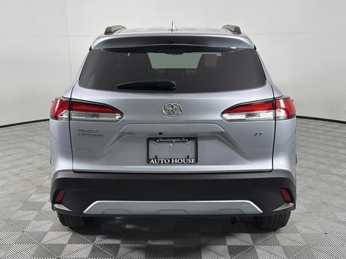Silver 2024 Toyota Corolla Cross LE