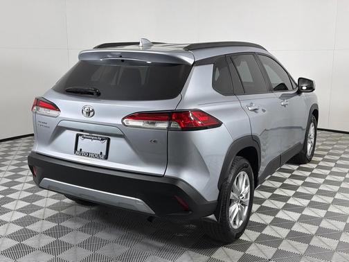 Silver 2024 Toyota Corolla Cross LE