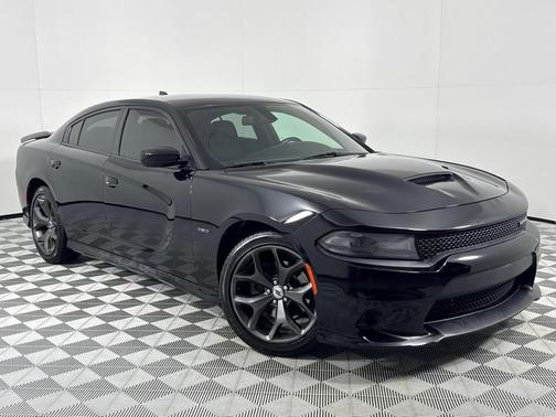 2019 Dodge Charger R/T