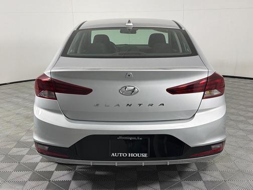 Symphony Silver 2019 Hyundai ELANTRA SEL