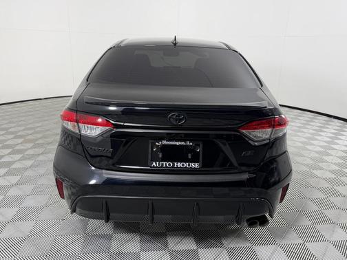 Black 2023 Toyota Corolla SE