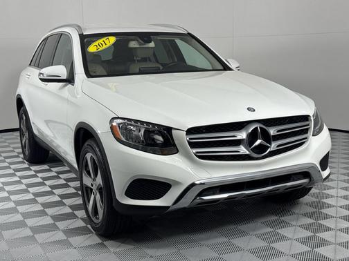 2017 Mercedes-Benz GLC 300 Base 4MATIC