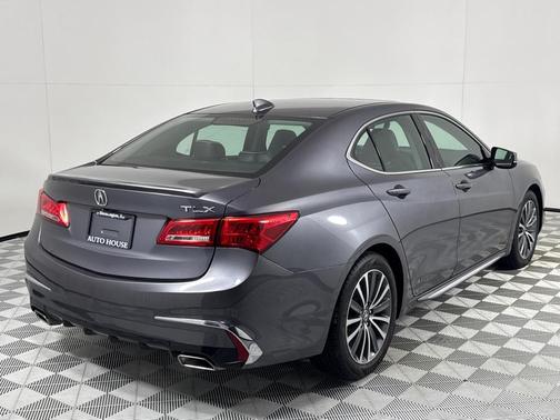 2018 Acura TLX V6 Advance
