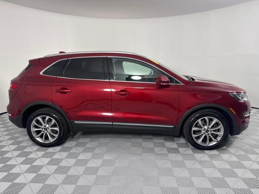 2016 Lincoln MKC Select