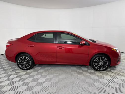 2015 Toyota Corolla S Plus