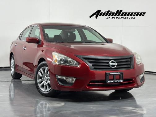 Cayenne Red 2015 Nissan Altima 2.5 S
