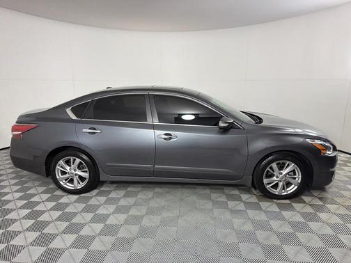 Gun Metallic 2015 Nissan Altima 2.5 SL