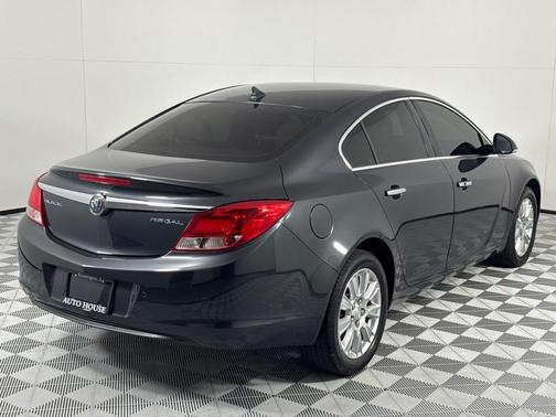 2012 Buick Regal Premium 1