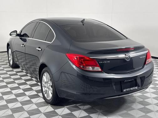 2012 Buick Regal Premium 1
