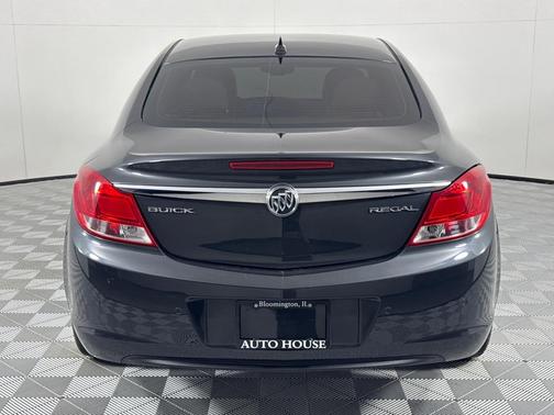 2012 Buick Regal Premium 1