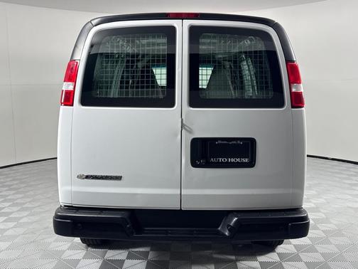 2018 Chevrolet Express 2500 Work Van