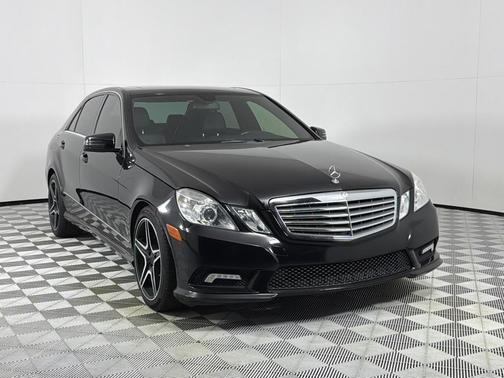 Black 2011 Mercedes-Benz E-Class E 350 4MATIC