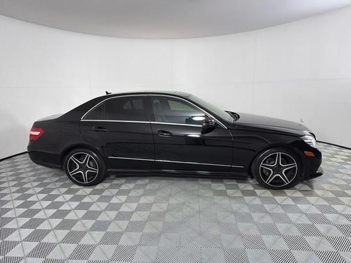 Black 2011 Mercedes-Benz E-Class E 350 4MATIC