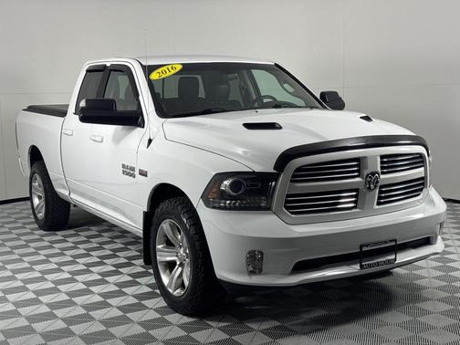 2016 RAM 1500 Sport