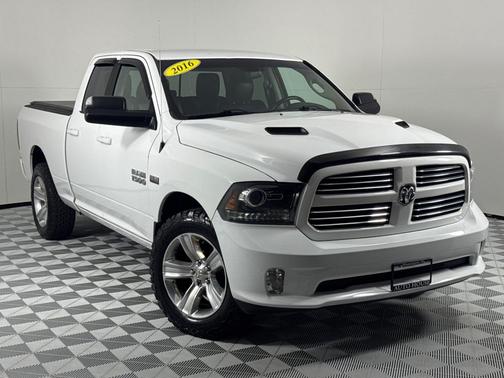 2016 RAM 1500 Sport