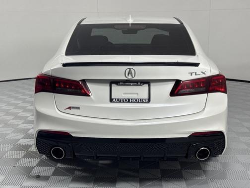 2019 Acura TLX Technology & A-Spec