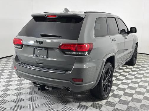 Gray 2020 Jeep Grand Cherokee Altitude