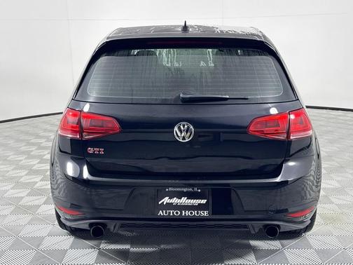 2016 Volkswagen Golf GTI S PERFORMANCE