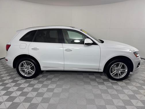 2016 Audi Q5 2.0T Premium