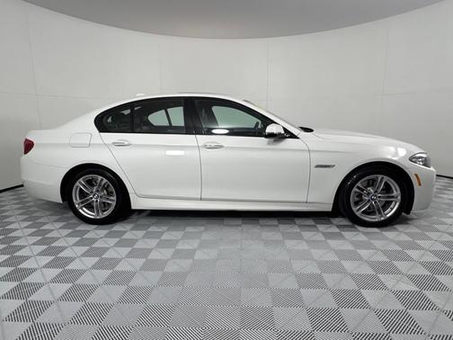 2016 BMW 528 i