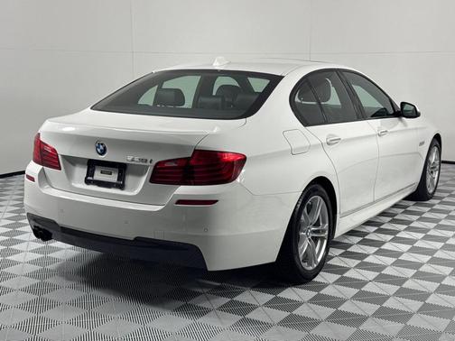 2016 BMW 528 i