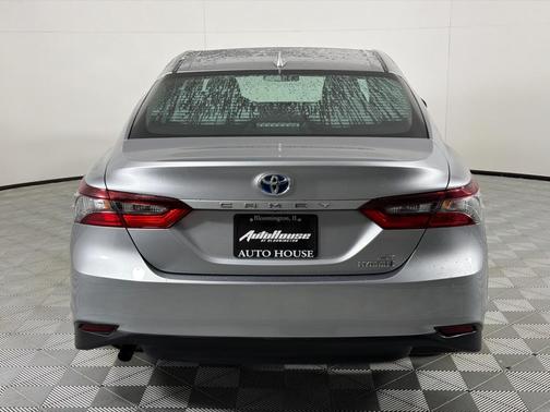 2021 Toyota Camry Hybrid LE