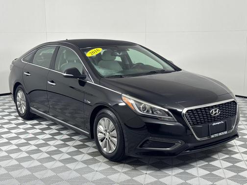2016 Hyundai SONATA Hybrid SE