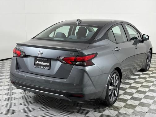 2020 Nissan Versa 1.6 SR