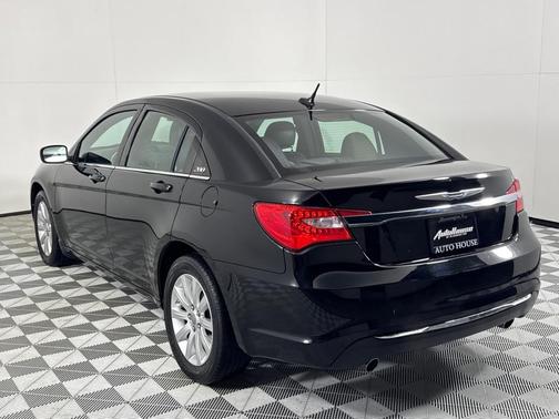 2012 Chrysler 200 Touring