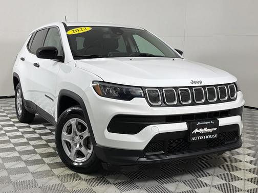 White 2022 Jeep Compass Sport